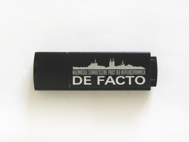 De Facto